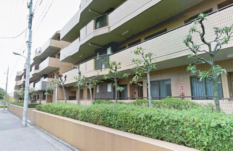 Local appearance photo. With a private garden