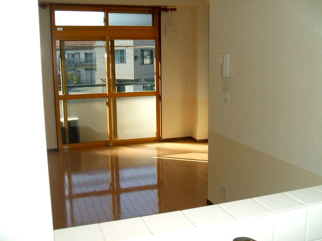 Living and room