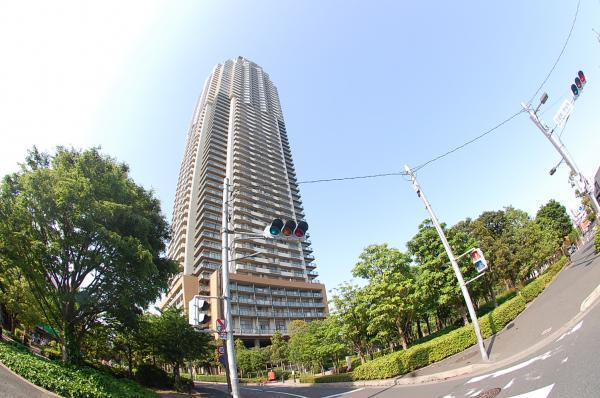 Local appearance photo. 56-story tower apartment