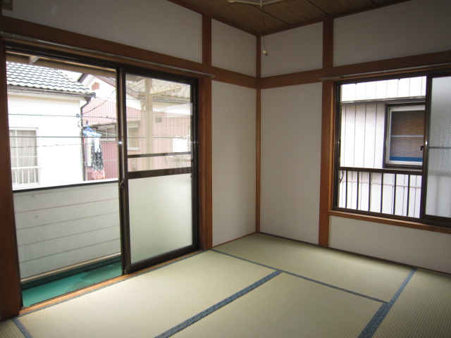 Living and room