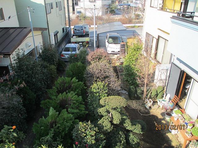 View photos from the dwelling unit. View from local (February 2012) shooting
