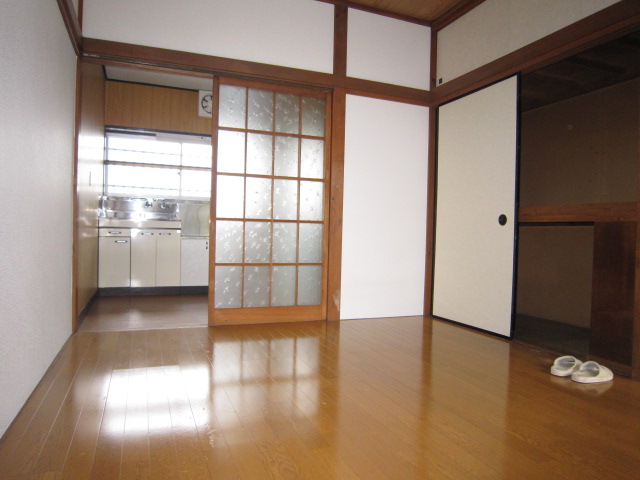 Living and room