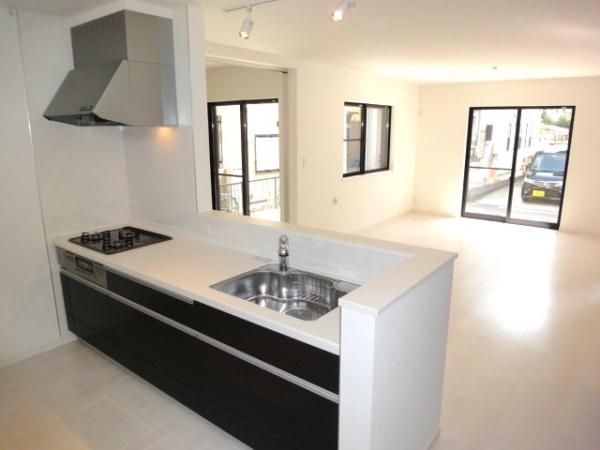 kitchen ~ Communication up face-to-face kitchen! ~