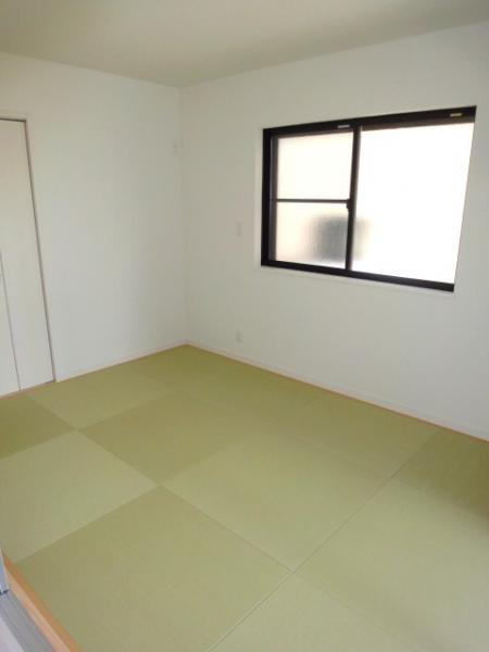 Other introspection. Hiroshi Japanese-style room