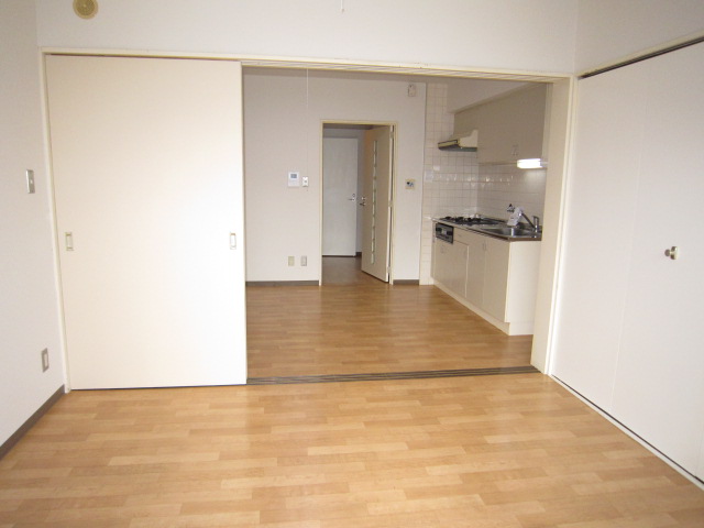Living and room