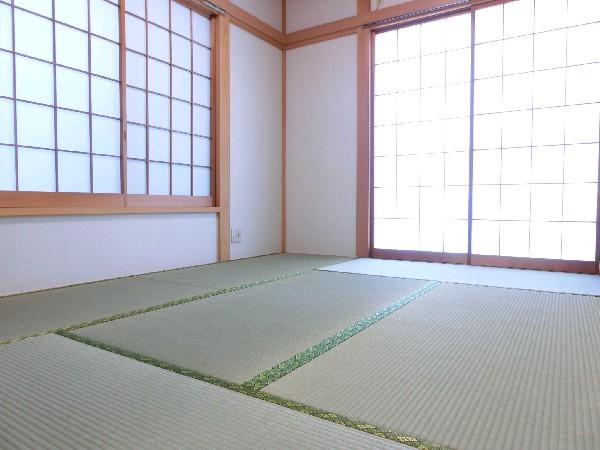 Non-living room. Japanese-style room also sunny! !