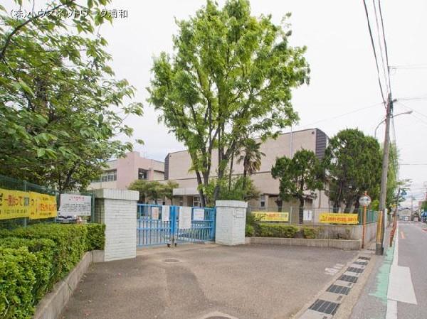 Primary school. 530m until Kawaguchi Tatsushiba Elementary School