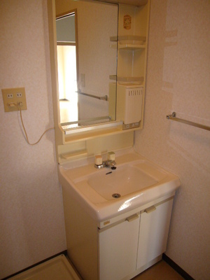 Washroom. Washroom