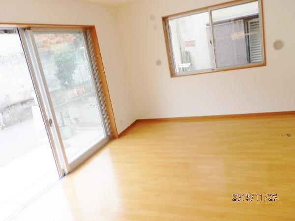 Living. Detached interior introspection Pictures - is a bright LDK plugging of living sunshine.