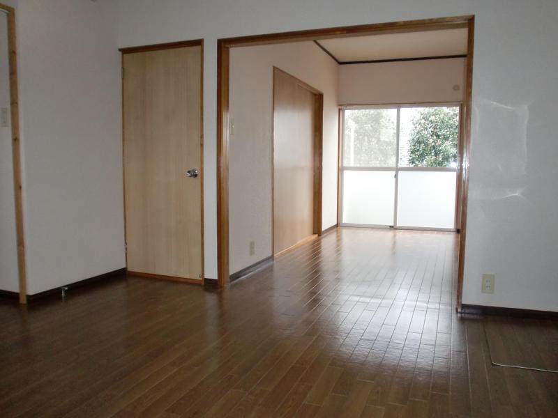 Living and room