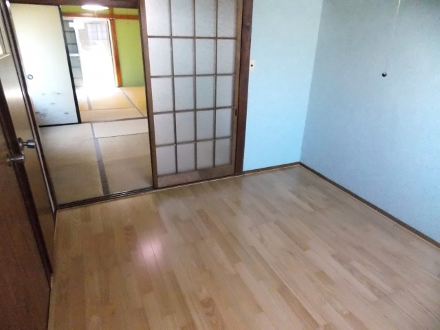 Living and room