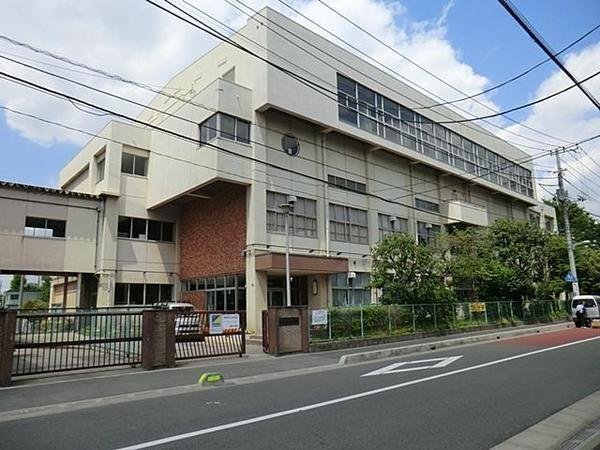 Primary school. 263m to Iizuka elementary school