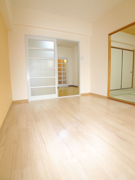 Living and room