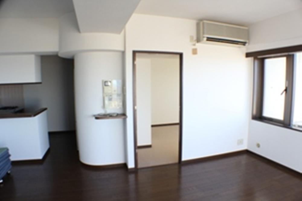 Living. Indoor (12 May 2013) Shooting