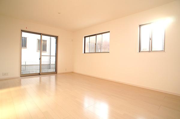 Living. 1 Building