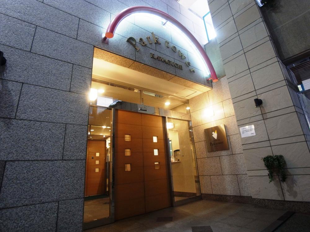 Entrance. Mansion sub Entrance