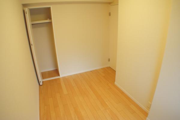 Receipt. Yes each room storage