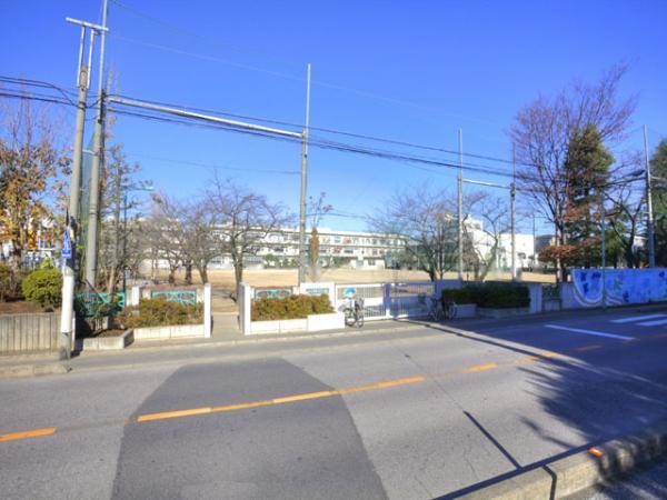 Junior high school. Saiwainami until junior high school 1110m