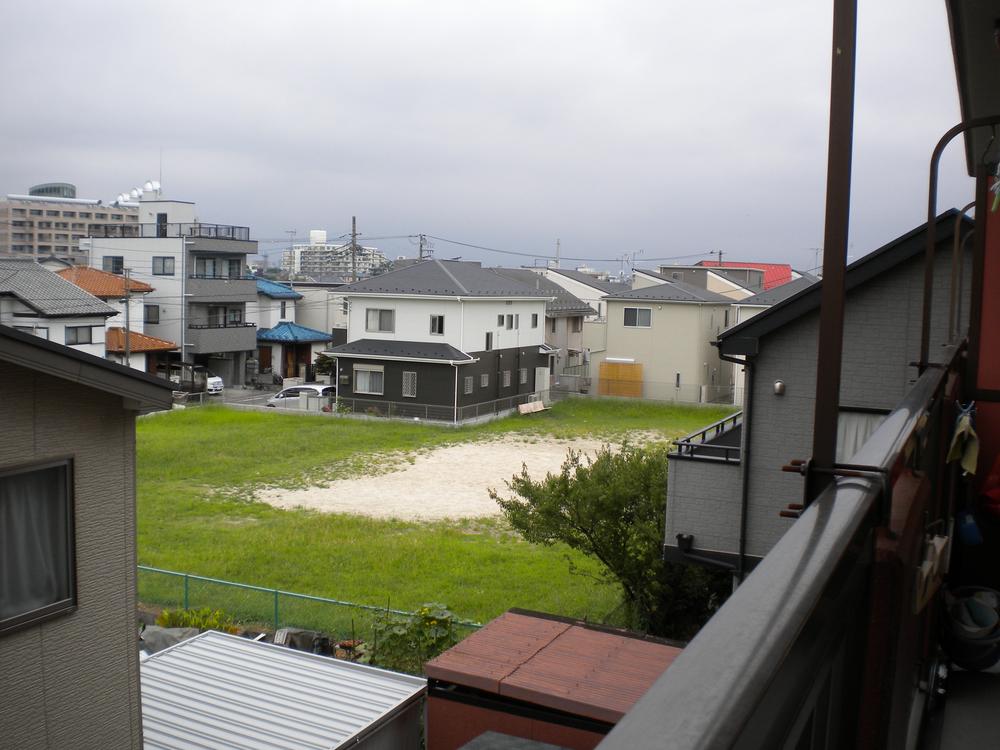 View photos from the dwelling unit. View from local Day is good!