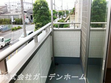 Model house photo