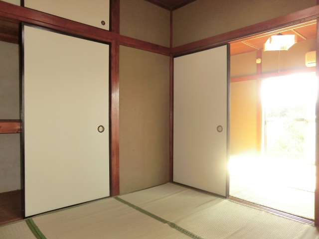 Living and room