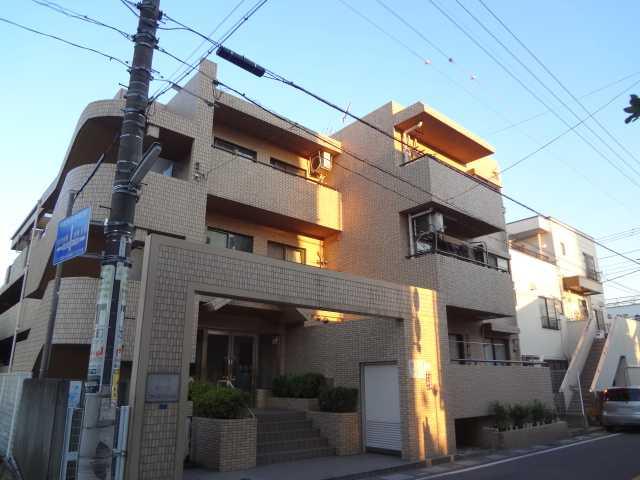 Local appearance photo. Local (11 May 2013) Shooting