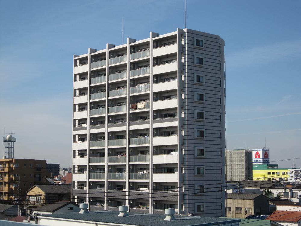 Local appearance photo. Local (12 May 2013) Shooting