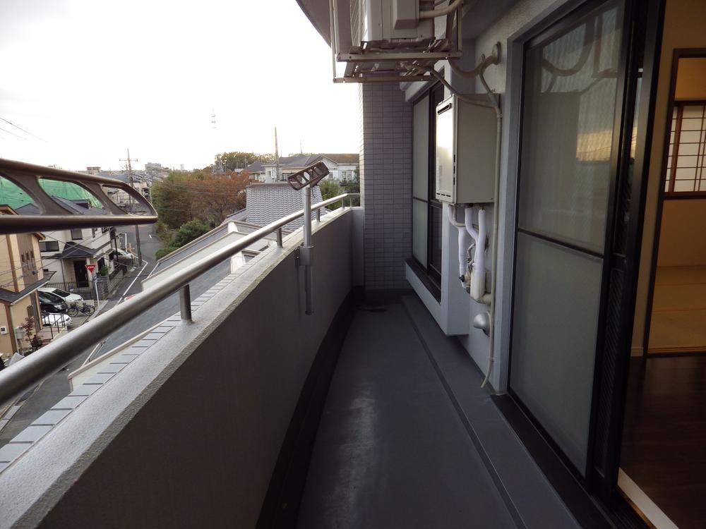 Balcony. Local (11 May 2013) Shooting