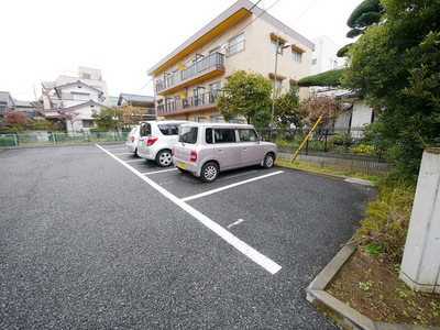 Parking lot