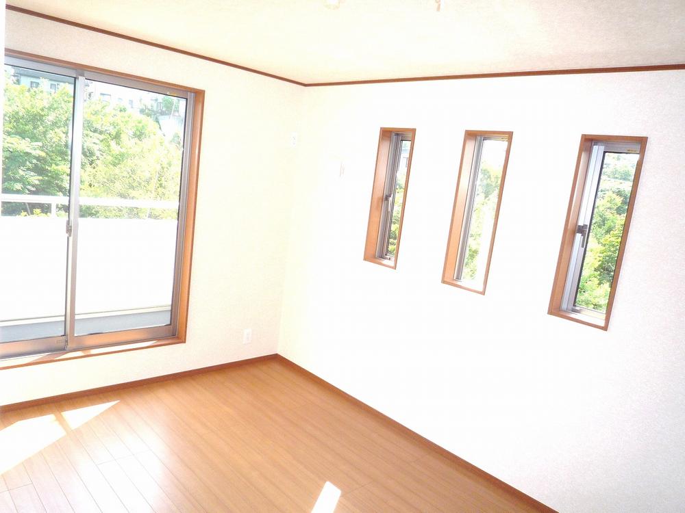 Model house photo. Shaping land ・ Last 1 buildings soon, Your tour can be spacious wide balcony spacious two car spaces in the popular counter kitchen