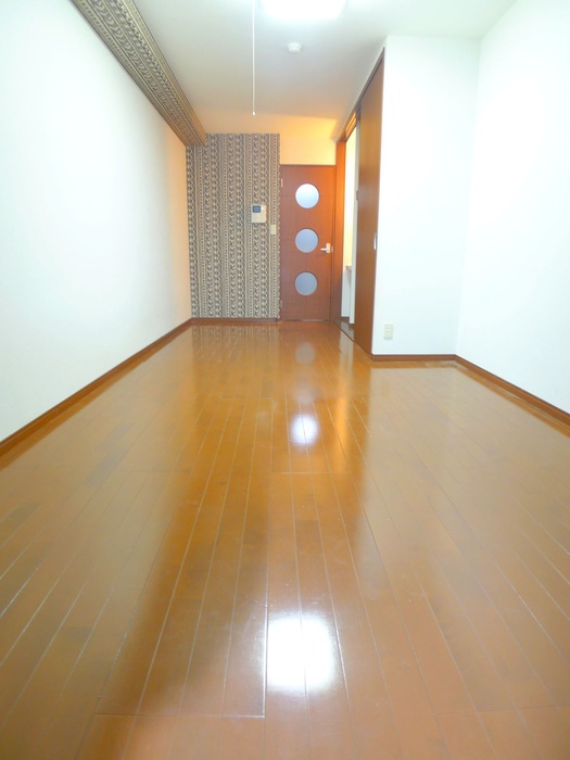 Living and room