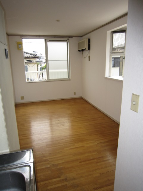 Living and room