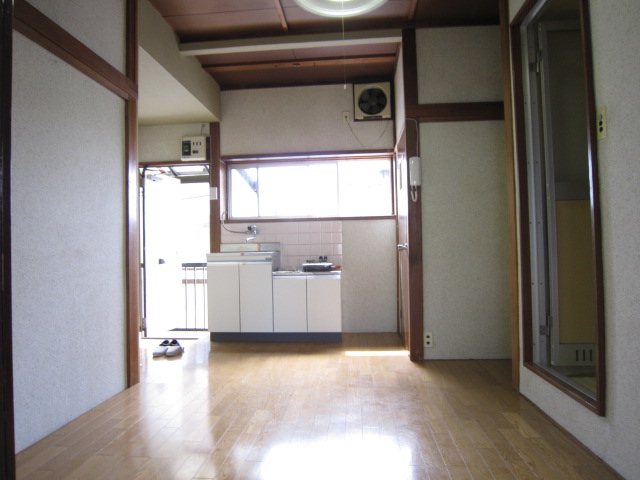Living and room