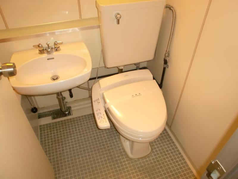Toilet