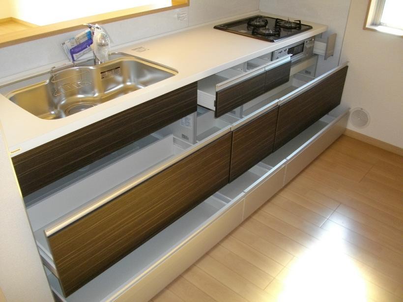 Same specifications photo (kitchen). Example of construction Face-to-face kitchen