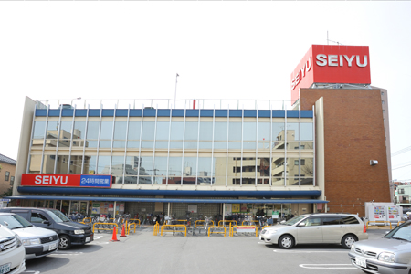 Supermarket. SEIYU Bracken central store up to (super) 757m