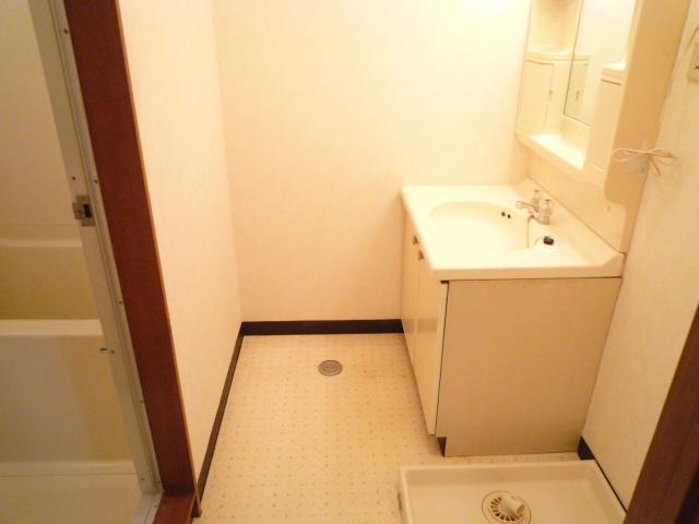 Washroom. Seperate