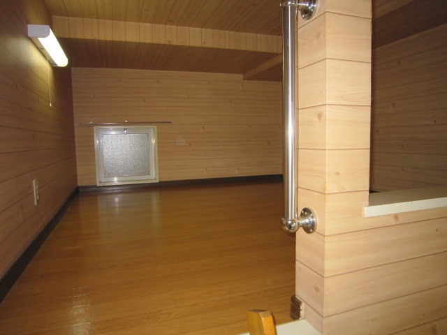 Living and room