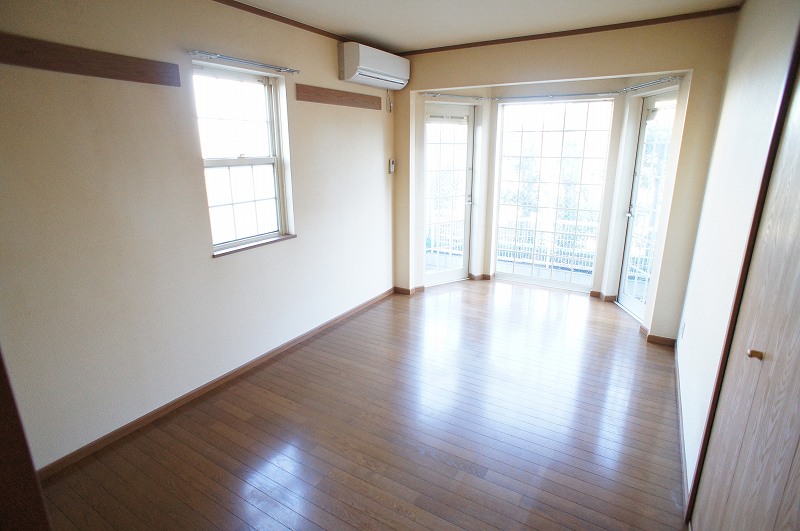 Living and room