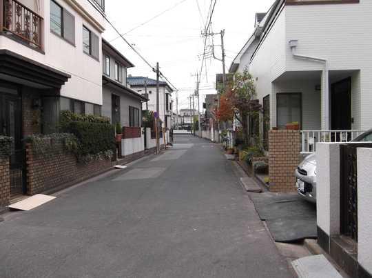 Local photos, including front road. Frontal road