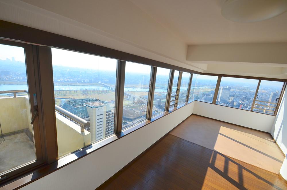 Living. Indoor (12 May 2015) Shooting