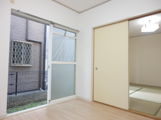 Living and room