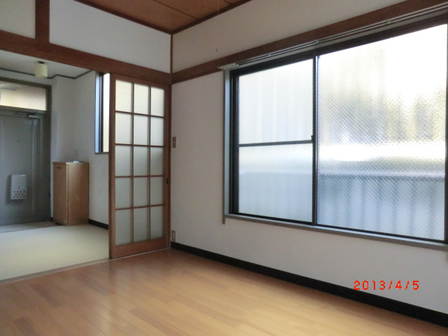 Living and room