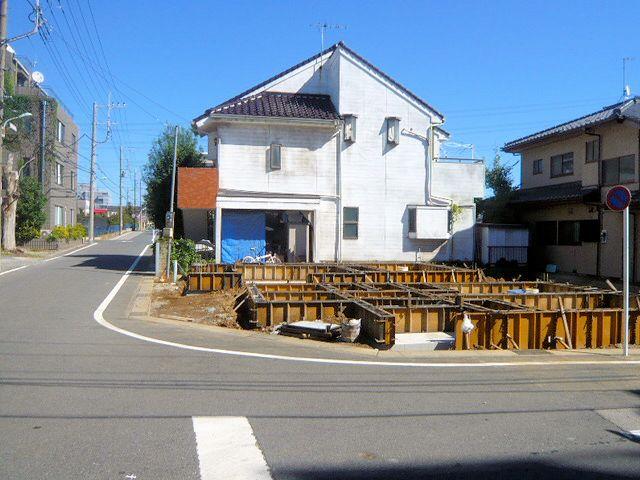 Local photos, including front road. 10 / 11 shooting It transmitted a quiet atmosphere.