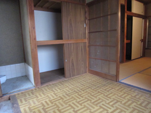 Living and room