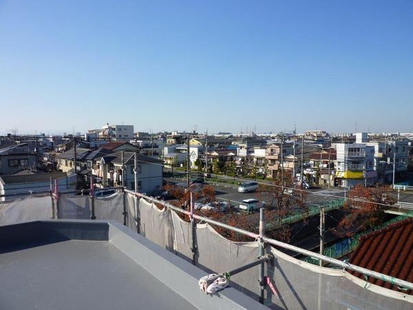 View photos from the dwelling unit