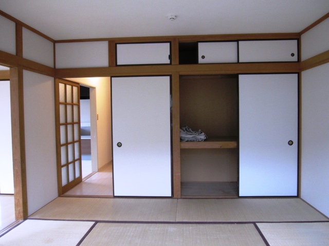 Living and room