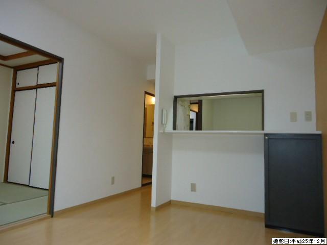 Living. Indoor (12 May 2013) Shooting