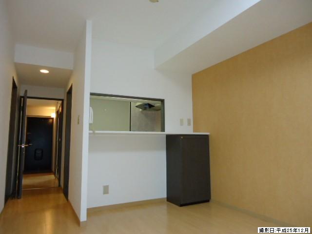 Living. Indoor (12 May 2013) Shooting