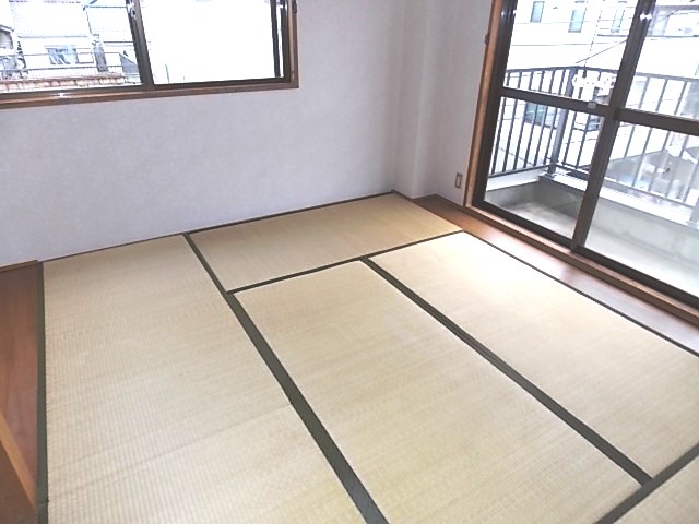 Living and room